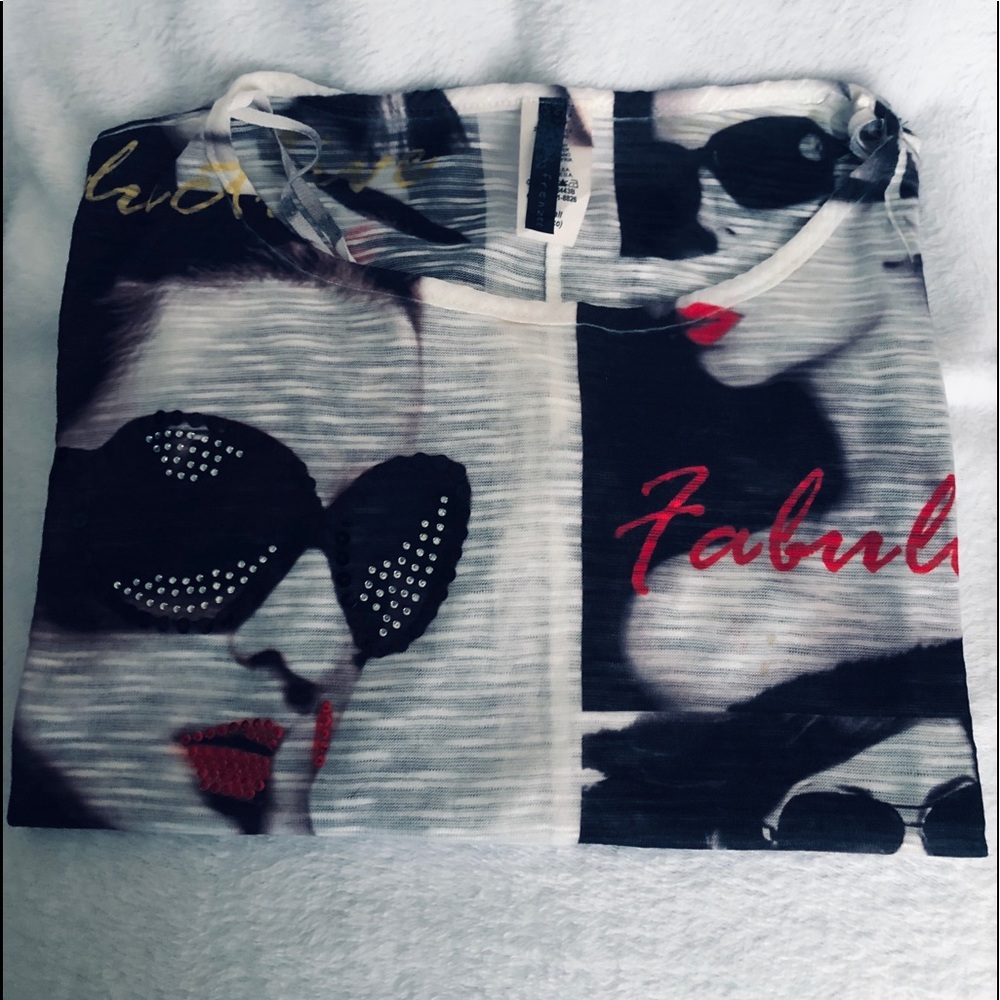 Frenzee style top